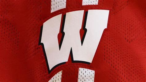 wisconsin colleyball leak|University of Wisconsin police launch investigation。